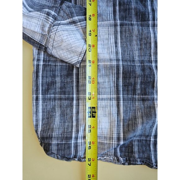 Rock & Republic LS black and white plaid shirt. Size Medium - Picture 6 of 6